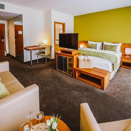 Seehotel Sued Hotell Velden am Wörthersee