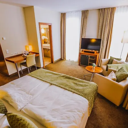 Seehotel Sued فندق فيلدين ام ورثرسي