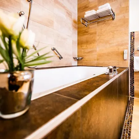 Hotel Seehotel Sued - Adults Only Velden am Wörther See