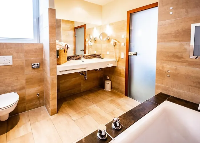 Seehotel Sued 4* Velden am Woerthersee